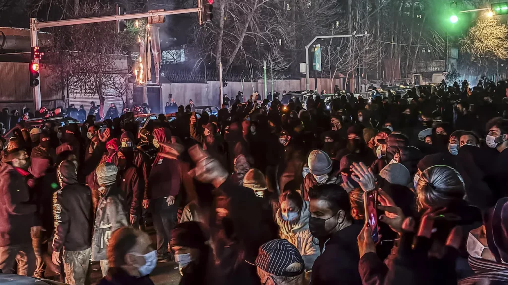 iran-manifestations-47089.jpg thumbnail