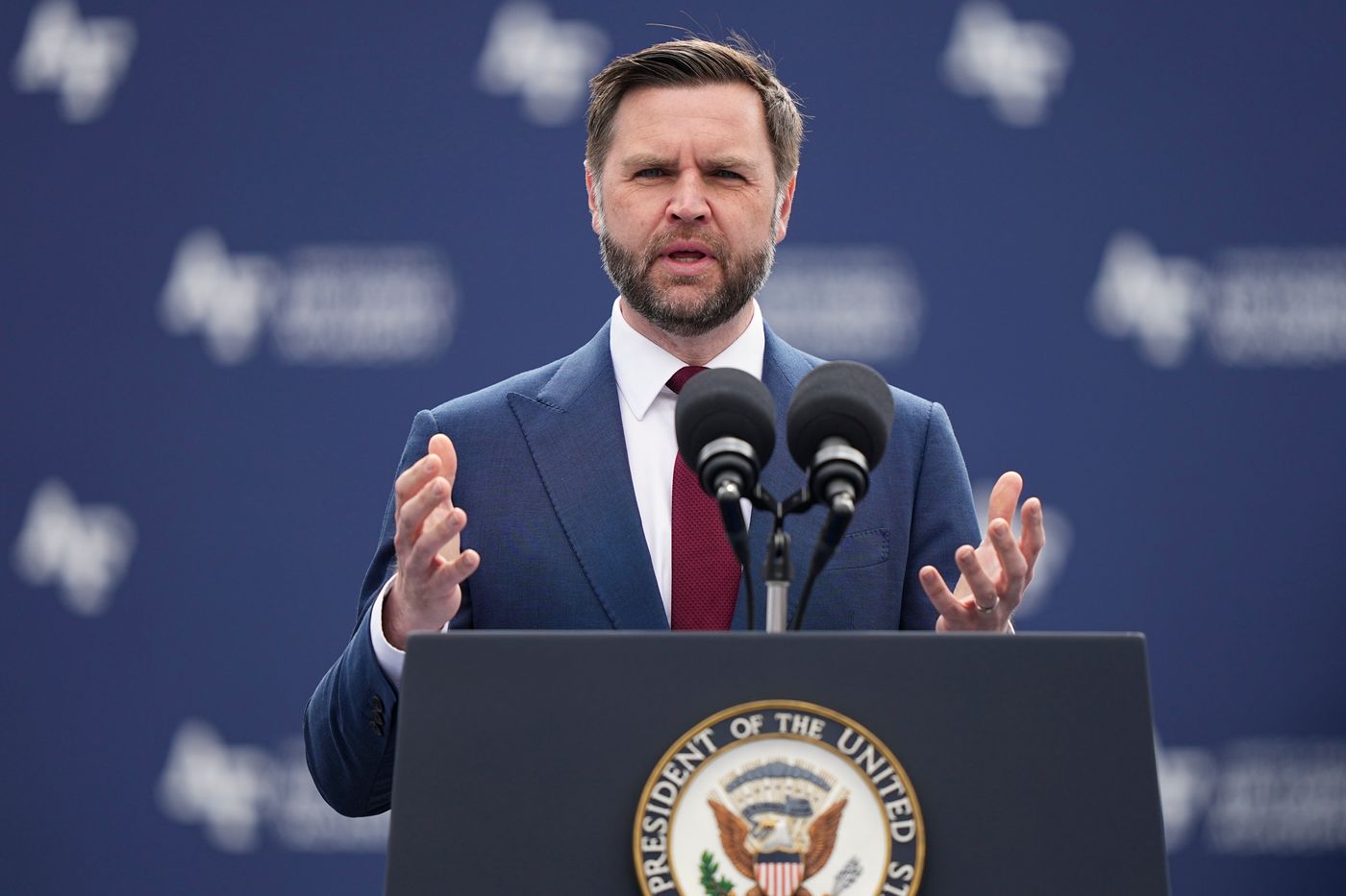 JD Vance accuse une campagne financée par Israël d’avoir visé l’accord avec l’Iran